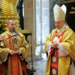 ks. Sławomir przemawia